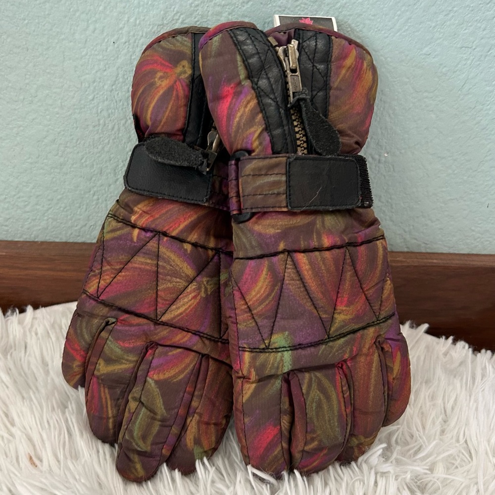 Edelweiss Ski Wear Vintage Multicolor Quilted Ski Gloves with Leather